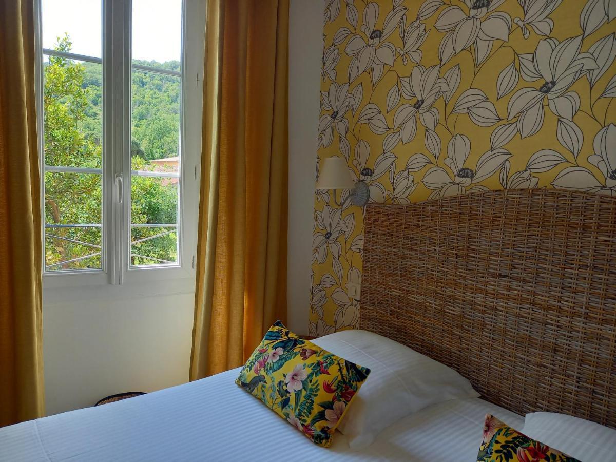 Hotel Restaurant Notre Dame Collobrieres Bagian luar foto