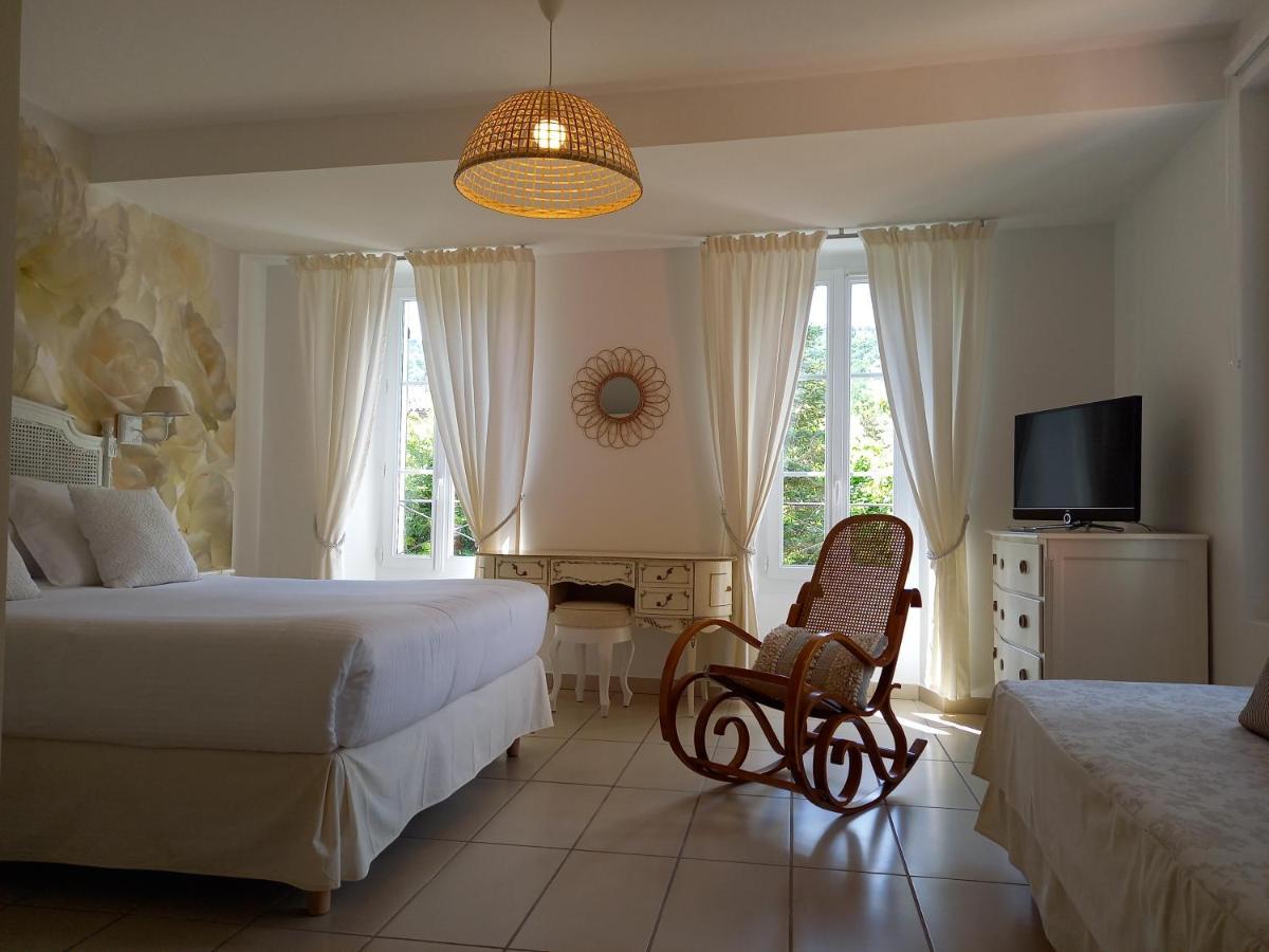 Hotel Restaurant Notre Dame Collobrieres Bagian luar foto