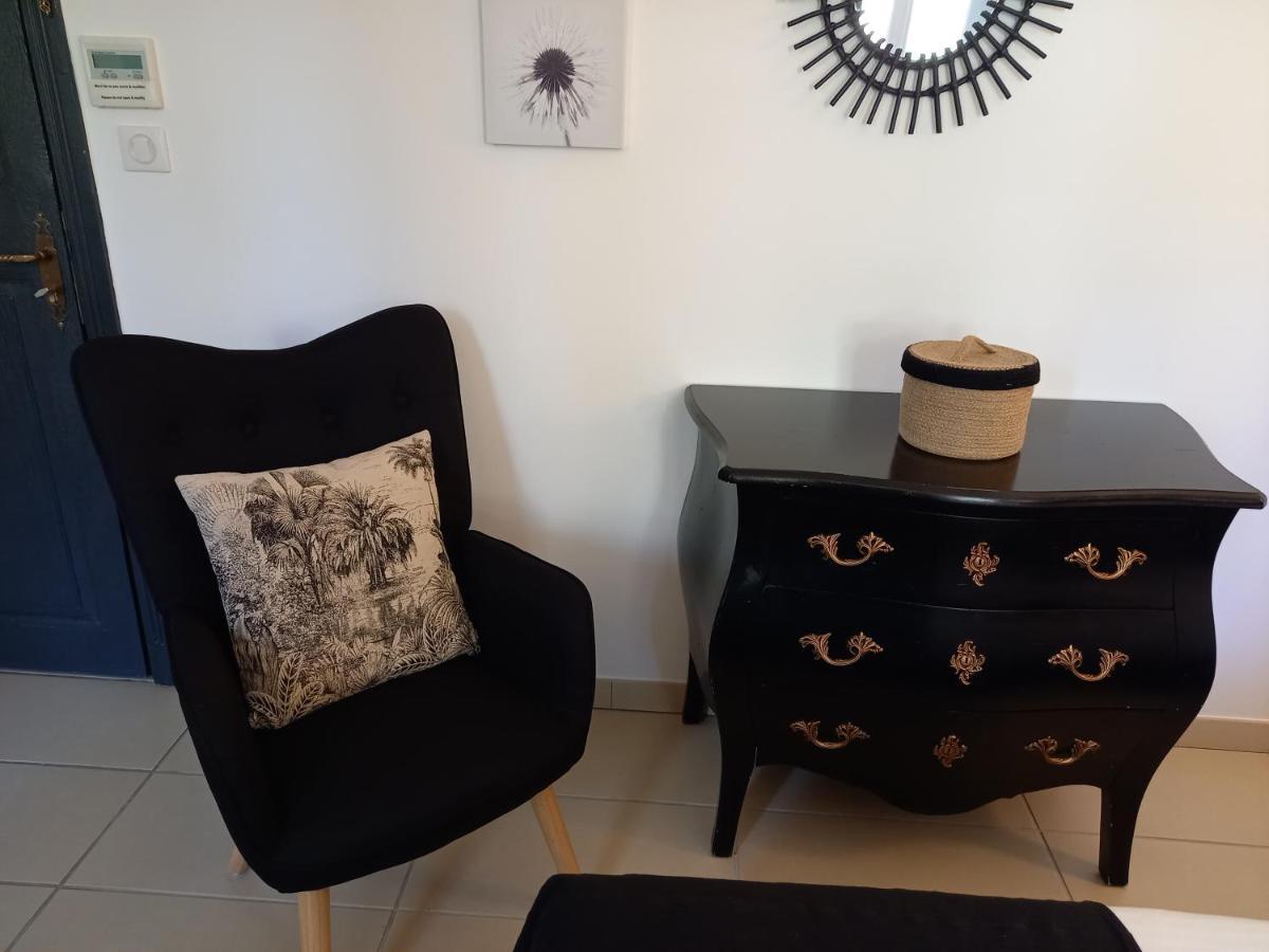 Hotel Restaurant Notre Dame Collobrieres Bagian luar foto