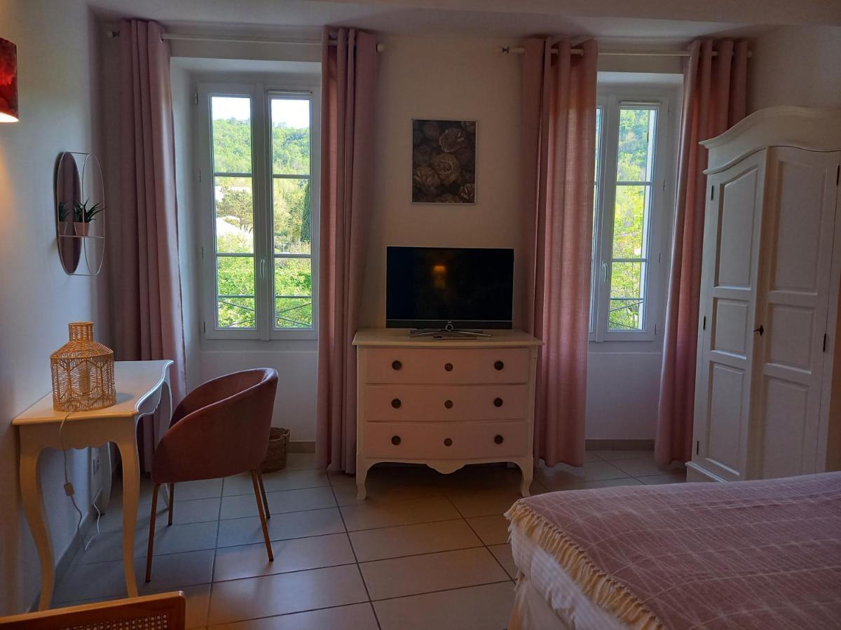 Hotel Restaurant Notre Dame Collobrieres Bagian luar foto