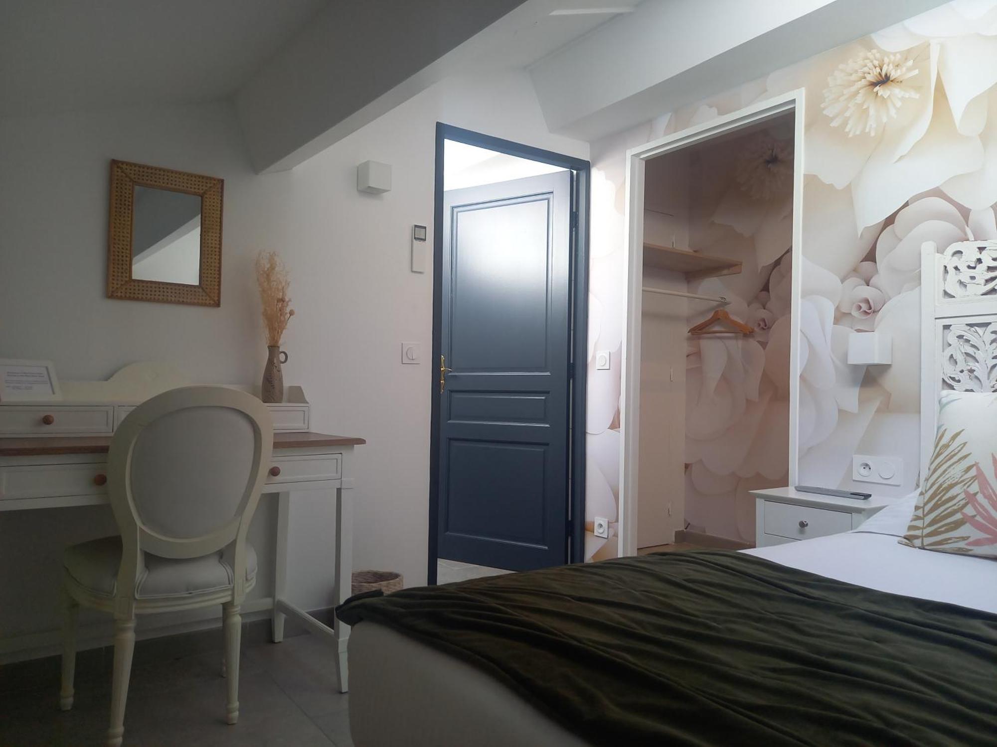 Hotel Restaurant Notre Dame Collobrieres Bagian luar foto