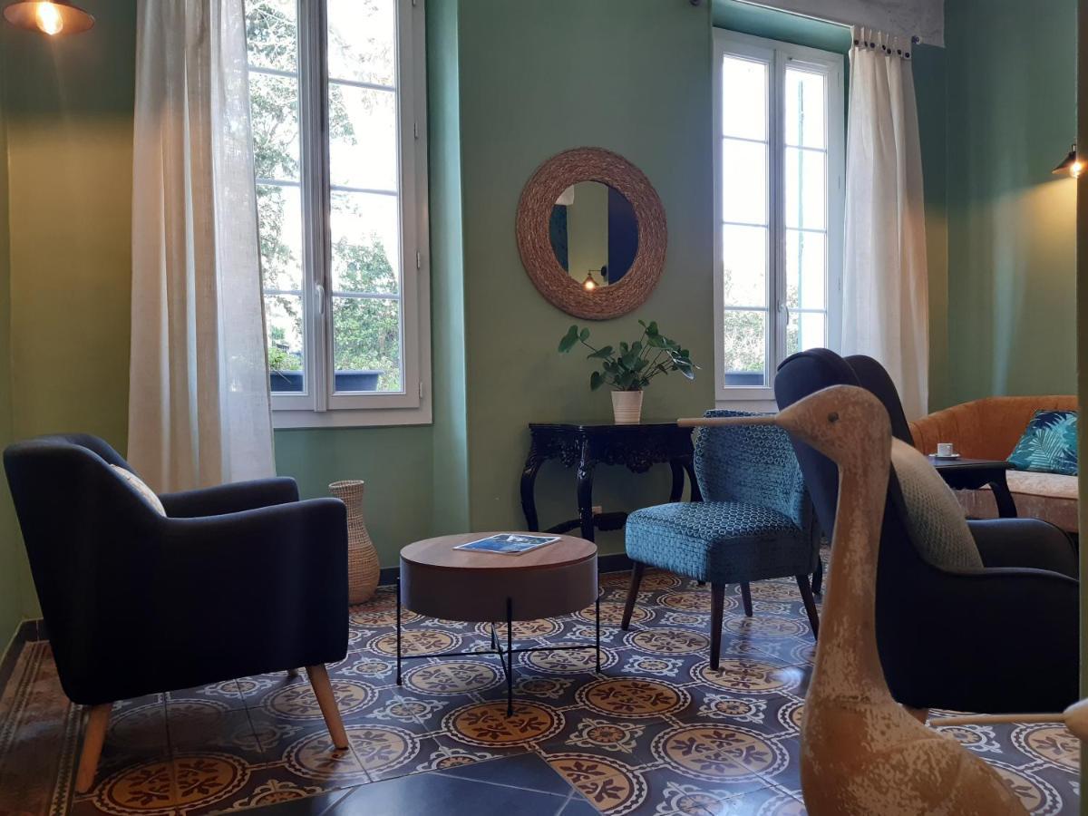Hotel Restaurant Notre Dame Collobrieres Bagian luar foto